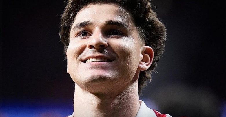 وسط غموض مستقبله.. أتلتيكو مدريد يعلن عودة ألفاريز إلى التدريبات